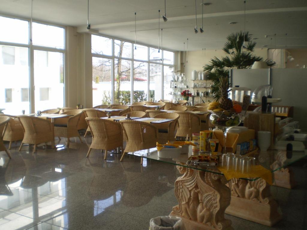 灵德曼酒店 希尔德斯海姆 外观 照片